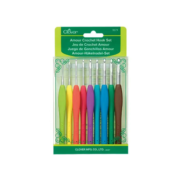 Clover Amour Crochet Hook Set 3674