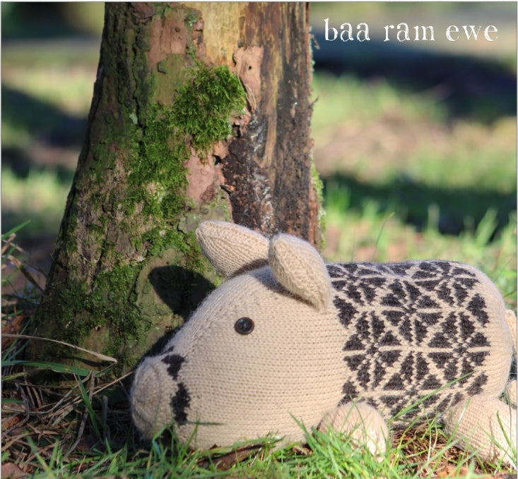 Baa Ram Ewe Animal Kits - Plum Pudding Pig