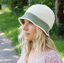 Crochet a Summer Hat