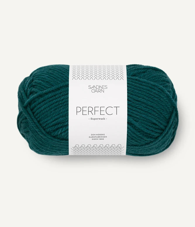 7272 Dark Green