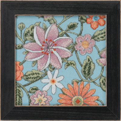 DM30-2214 Blue Floral 2