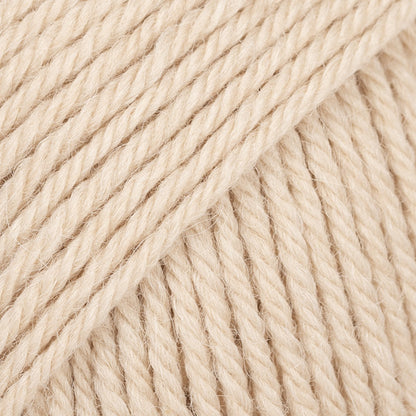 Close-up of beige wool and alpaca yarn from Drops