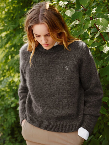 Sandnes Garn Leaflet 2409 No.02 - Sammy Sweater