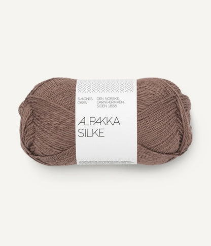A light brown ball of alpaca and silk yarn from Sandnes Garn