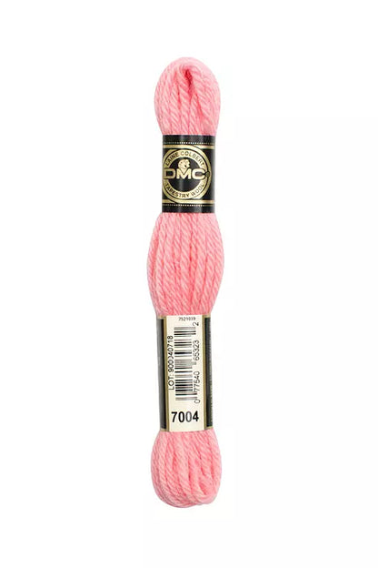 DMC Tapestry Wool Chart - Blanc, Ecru, Noir & 7000 - 7099