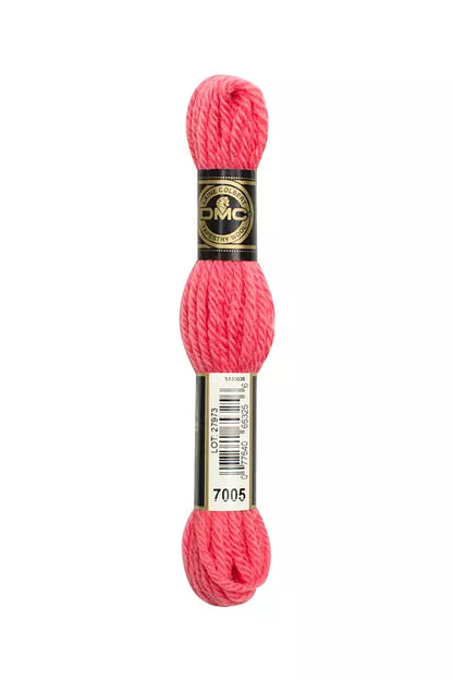 DMC Tapestry Wool Chart - Blanc, Ecru, Noir & 7000 - 7099