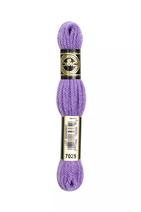 DMC Tapestry Wool Chart - Blanc, Ecru, Noir & 7000 - 7099