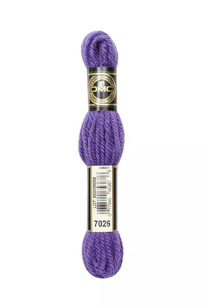 DMC Tapestry Wool Chart - Blanc, Ecru, Noir & 7000 - 7099
