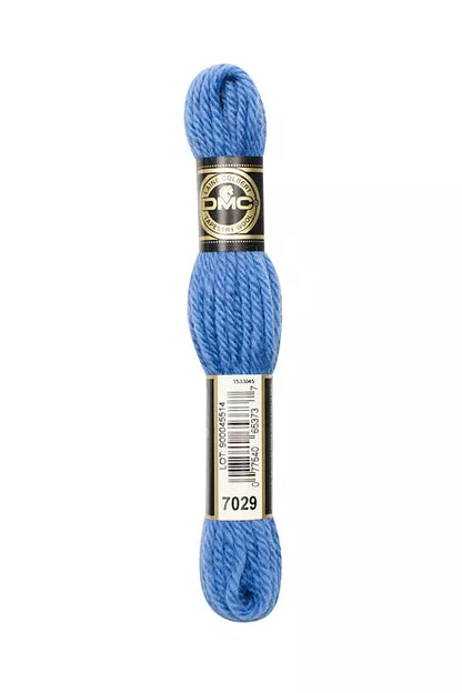 DMC Tapestry Wool Chart - Blanc, Ecru, Noir & 7000 - 7099