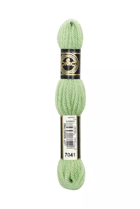 DMC Tapestry Wool Chart - Blanc, Ecru, Noir & 7000 - 7099