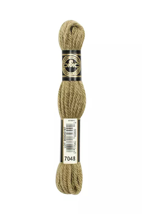 DMC Tapestry Wool Chart - Blanc, Ecru, Noir & 7000 - 7099