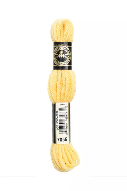 DMC Tapestry Wool Chart - Blanc, Ecru, Noir & 7000 - 7099