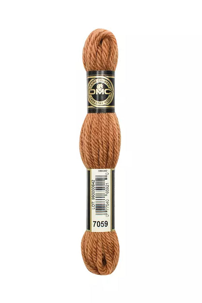DMC Tapestry Wool Chart - Blanc, Ecru, Noir & 7000 - 7099