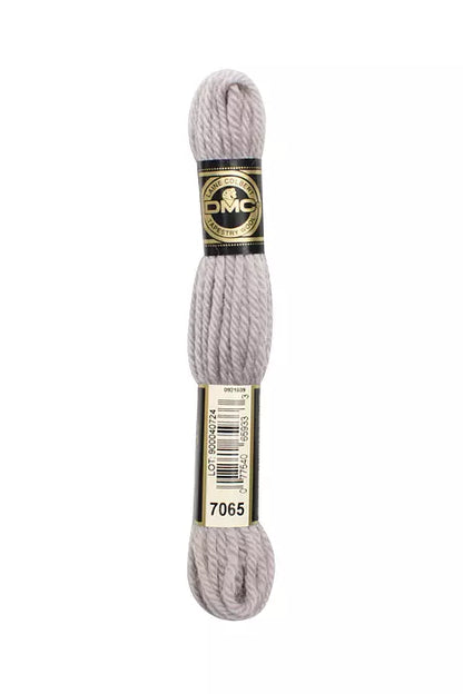 DMC Tapestry Wool Chart - Blanc, Ecru, Noir & 7000 - 7099