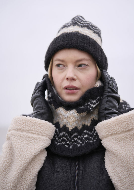 Coast Hat + Snood - Mode at Rowan