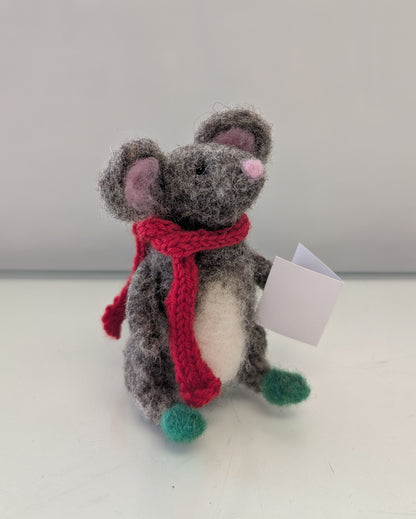 Needle Felting: Winter Mouse