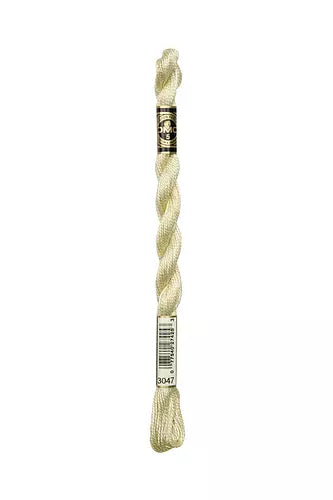 DMC Pearl Cotton Skein #3: 700-3823