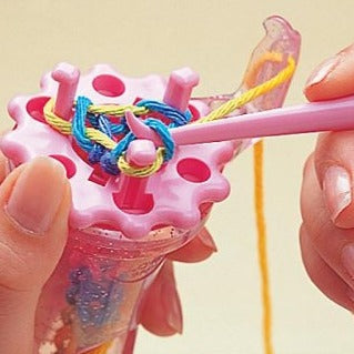 Clover 3101 Wonder Knitter - Using it