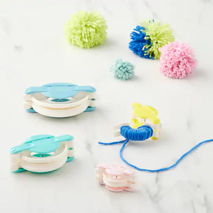 Clover 3129 Pom-Pom Maker Set