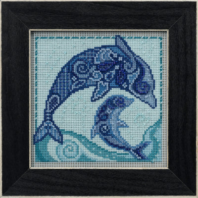MH17-2213 Dolphin